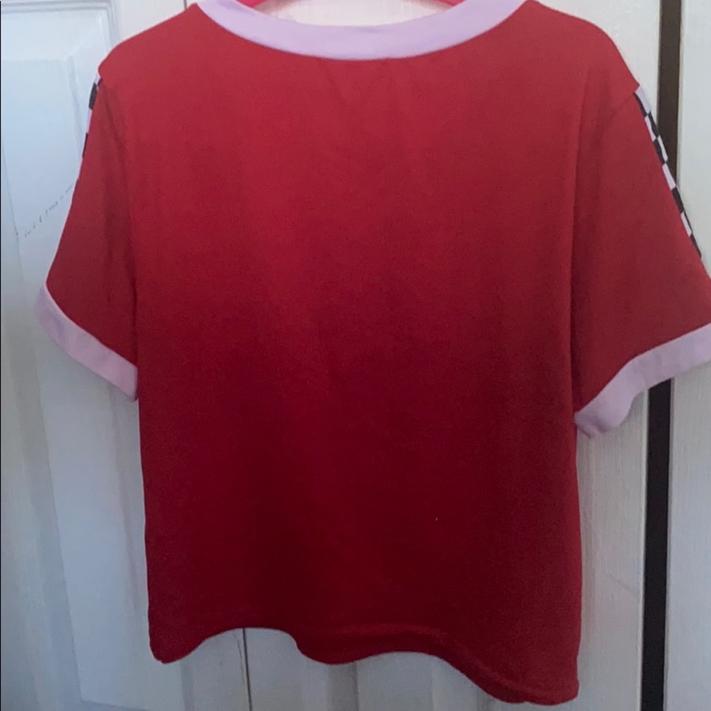 Red top - Picture 4 of 4